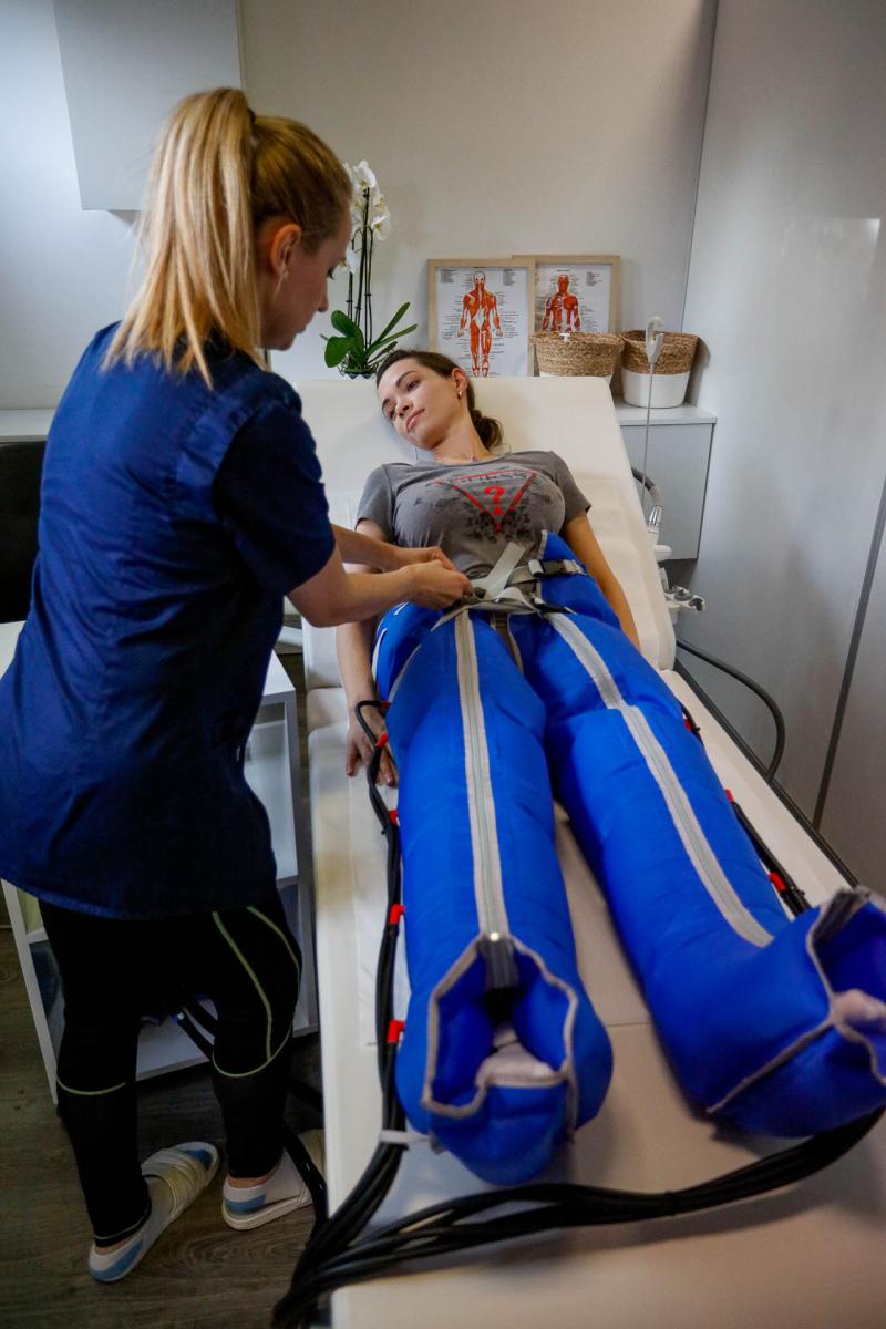 Gabinet Rehabilitacji i Odnowy Biologicznej w Tarnowie - Gabriela Sadowy-Guz Gabinet Rehabilitacji i Odnowy Biologicznej w Tarnowie - Gabriela Sadowy-Guz